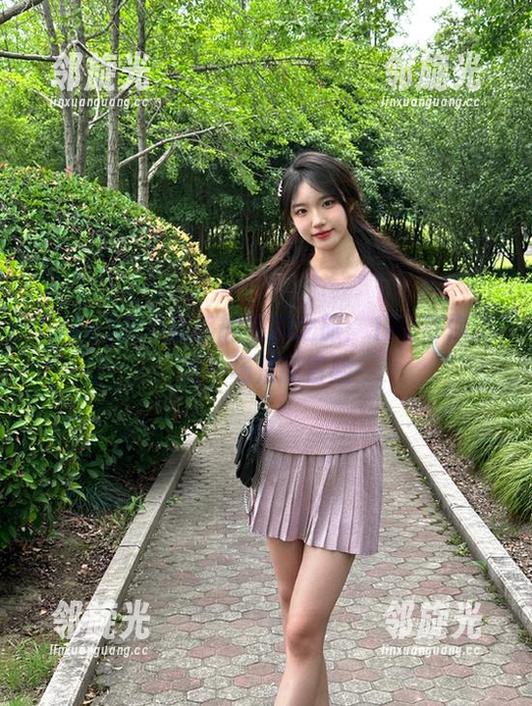 永不迷路的黑料之旅：17c带你游历一场荒诞冒险
