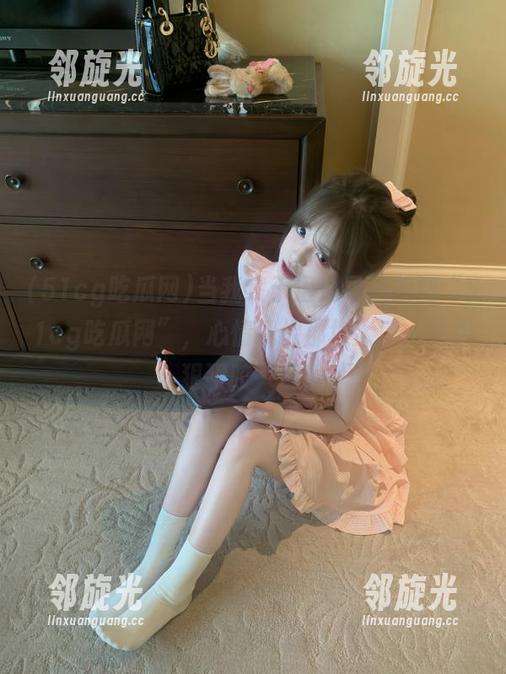 当我终于通过导航找到“51cg吃瓜网”，心情就像那块大瓜，只想狠狠咬一口！