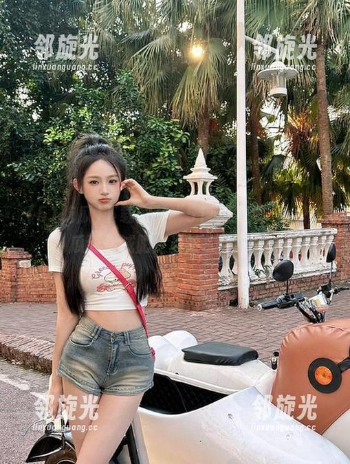 下载安装“51吃瓜”，免费吃瓜到你减肥！当然...可能不会