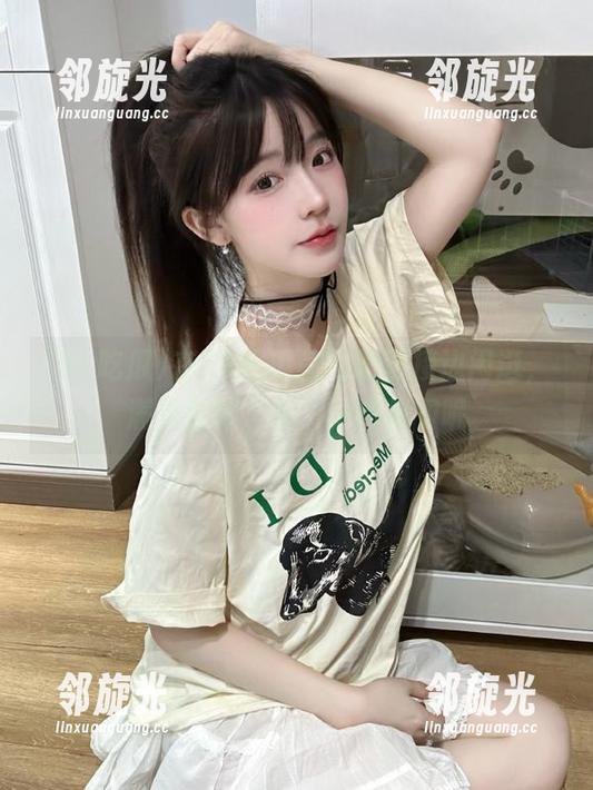 在51吃瓜官网的链接边闲逛，满是各种“瓜”味的传闻呢