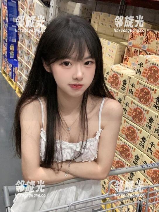 全网吃瓜，最意想不到的入口竟是前男友的朋友圈！