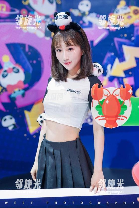 “吃瓜网”入口新鲜出炉，明星动态让你一次看个够，别错过哦！