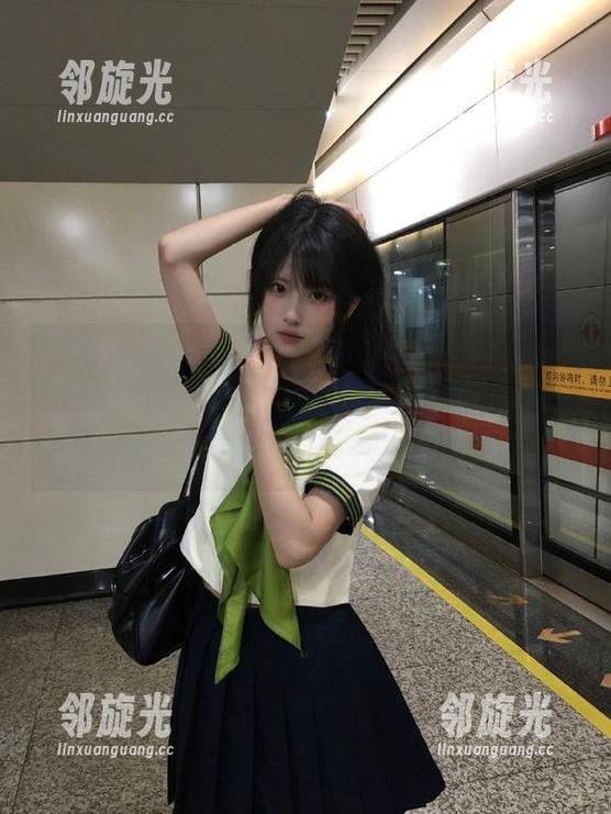 新发掘的黑料不打烊网址，让我们不仅仅是看瓜，更是在进行一场心灵契合的小冒险。