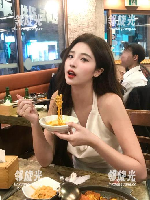 1月，每天都像是在黑料不打烊里续命，这种永久的虐心，我要不要继续？